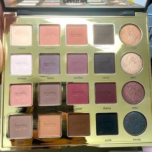 Tart Pro Eyeshadow Palette